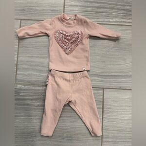 Oh Baby! Velvet Ruffle Heart Two Piece Set 0-3 months